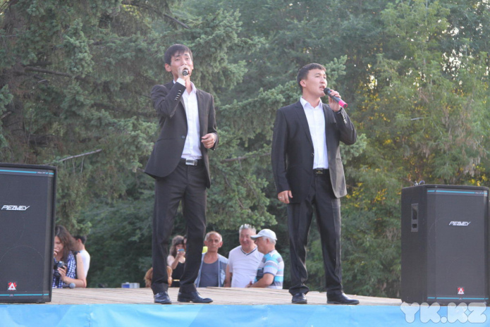 Сколько мы им платим